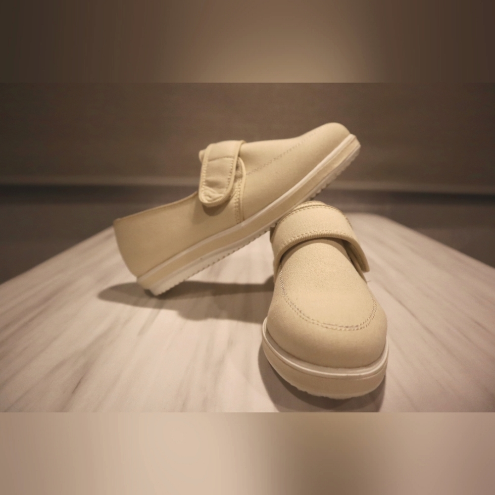 Slip on w/Strap